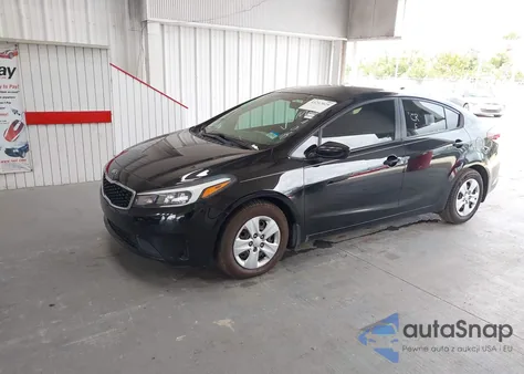 2018 Kia Forte Lx из США, поврежденный, VIN 3KPFK4A70JE284908